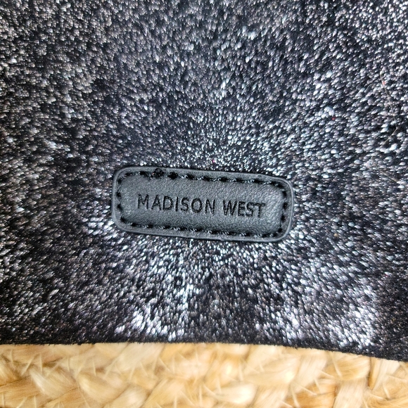 MADISON WEST VEGAN LEATHER METALLIC WRISTLET - Picture 4 of 11